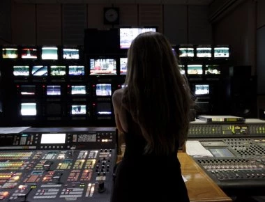 Τελείωσε η διαδικασία κατάθεσης φακέλων για το διαγωνισμό των τηλεοπτικών αδειών - 6 οι υποψήφιοι